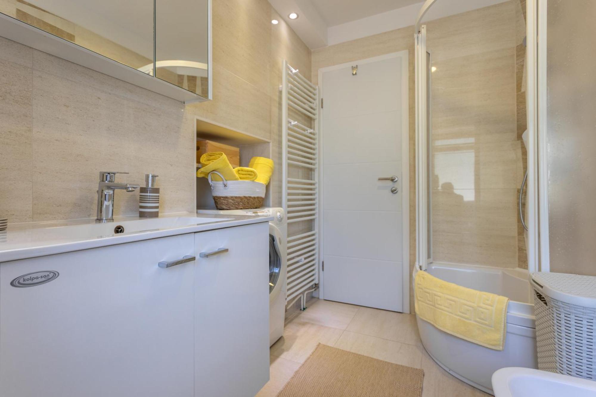Apartment Marangunija Malinska Eksteriør billede